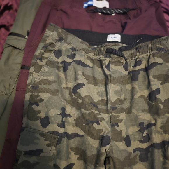 3 Pair, 1 Pair Tahari Jeans & 3 Pair Old Navy Performance Joggers - Picture 2 of 15